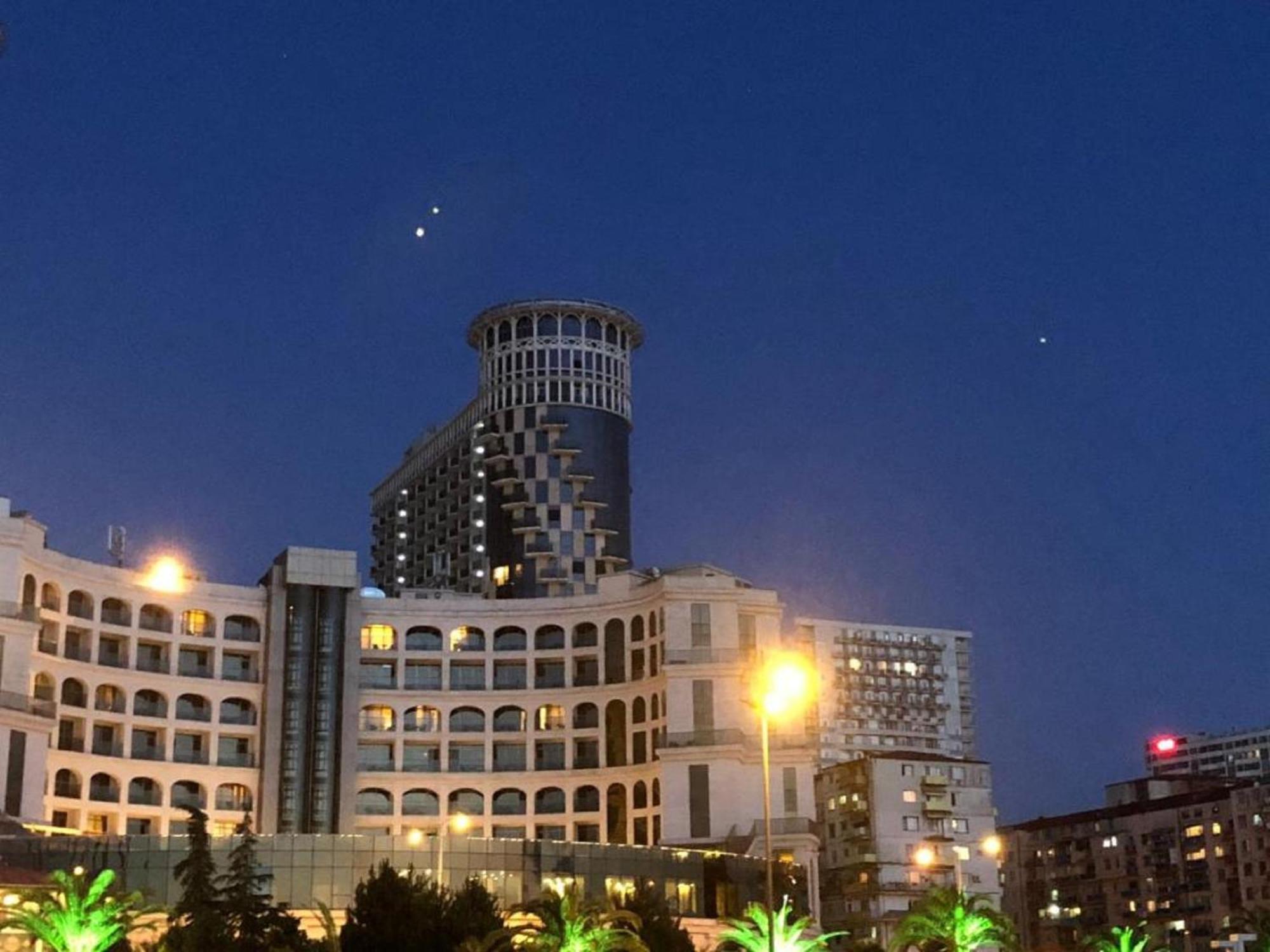 Apart Hotel Black Sea Towers Μπατούμι Εξωτερικό φωτογραφία